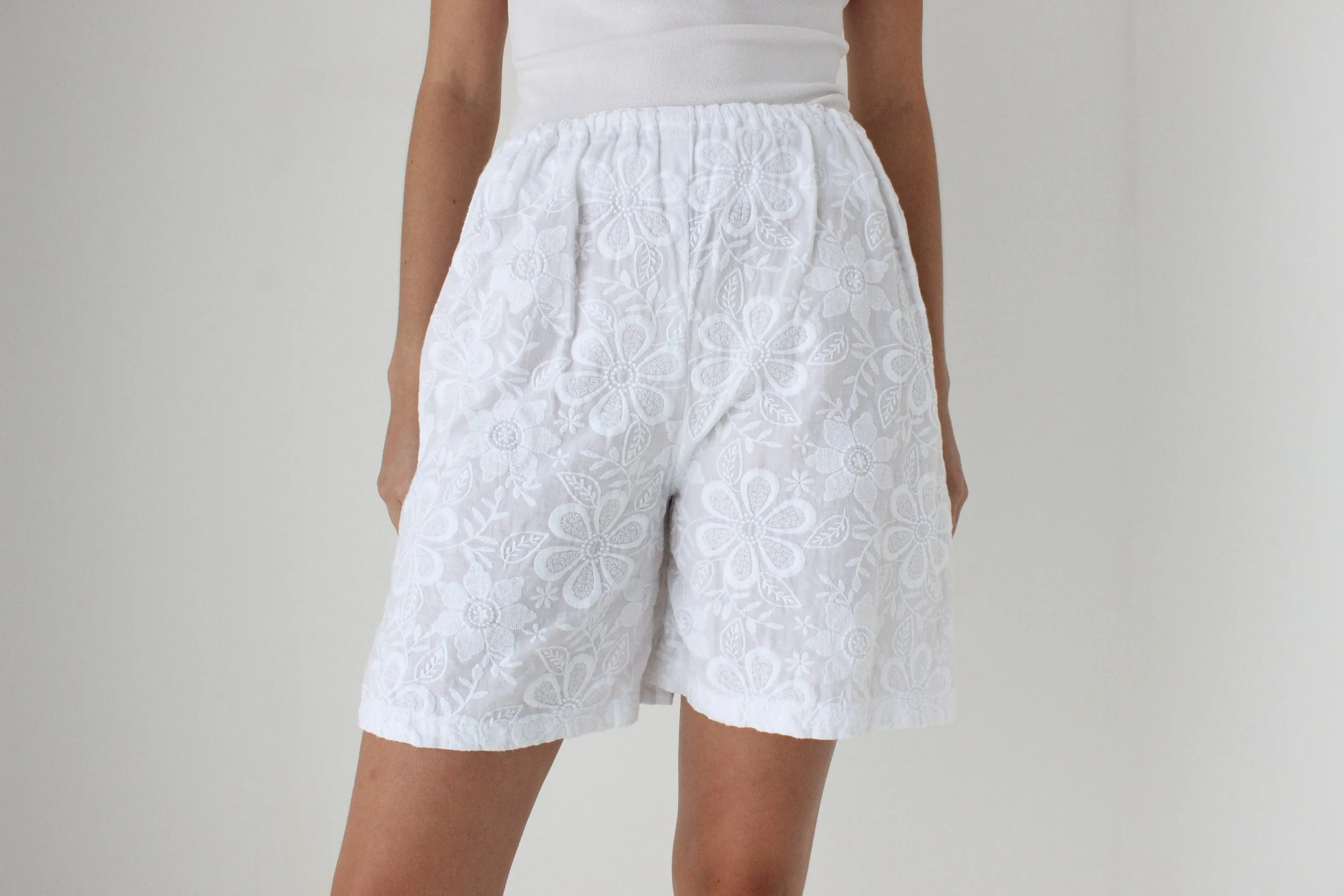 80s Handmade Flower Textured Shorts