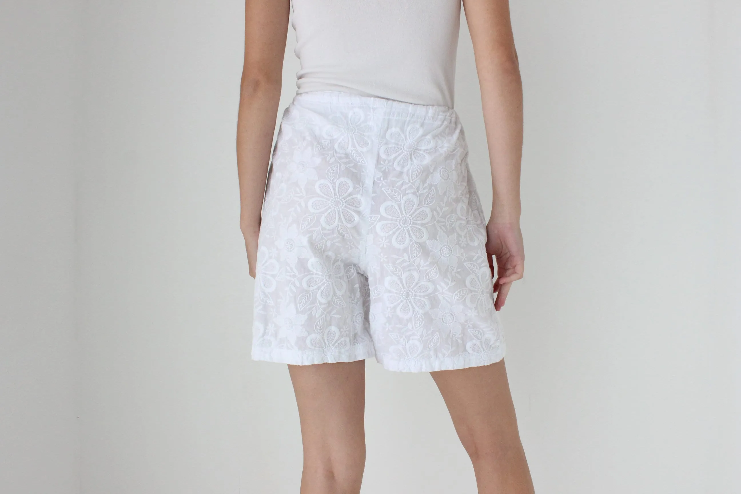 80s Handmade Flower Textured Shorts