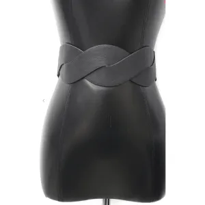 Twisted Elastic Belt